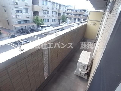 【バルコニー】 | グリーンポート | バルコニー付きです