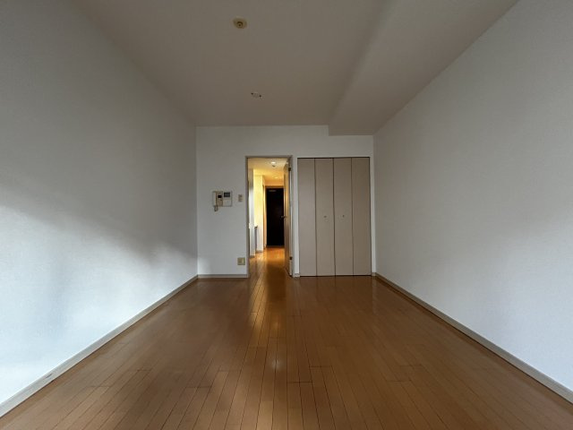 【寝室】ロイヤルヒル神戸三ノ宮 