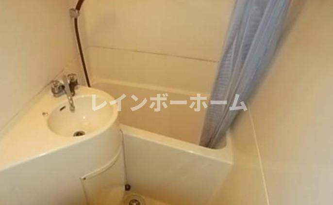 プラザドゥサビーネA棟の浴室