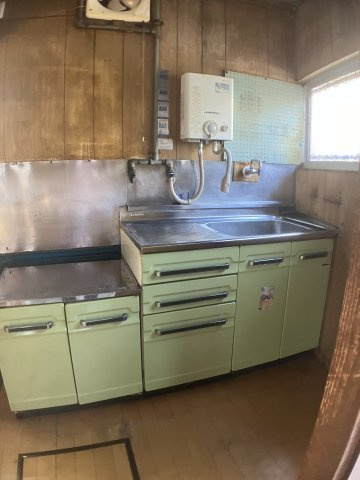 大東町１丁目平屋店舗