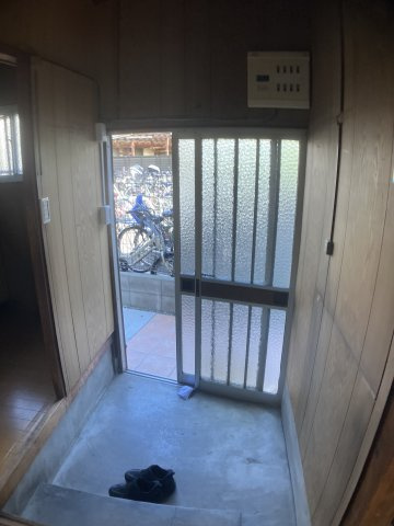 大東町１丁目平屋店舗