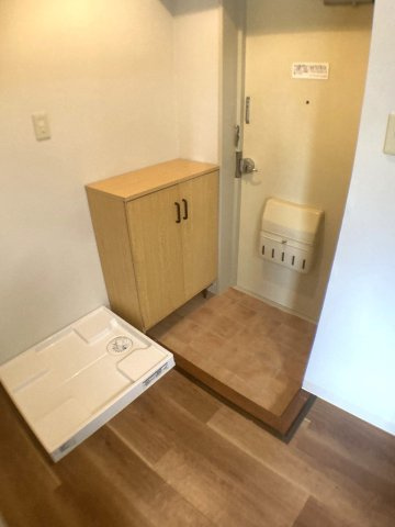【玄関】