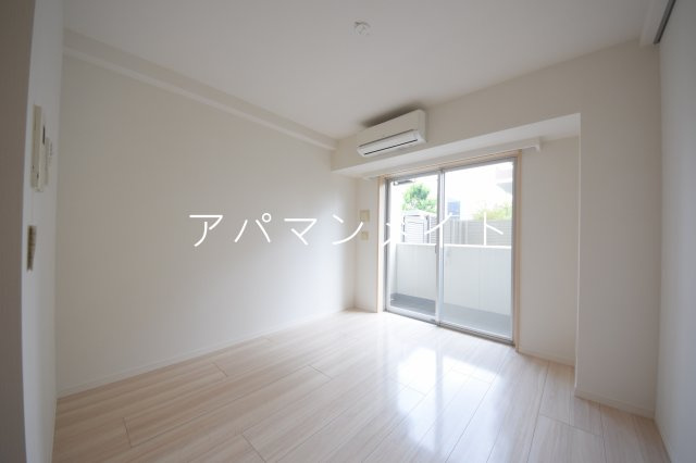 【居間・リビング】 | 戸塚周辺ならアパマンメイトへＬｅｔｓ Ｇｏ ！