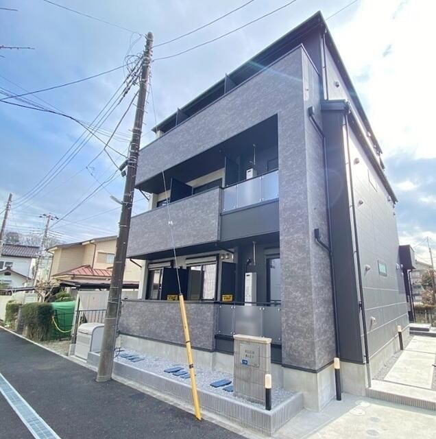 八王子市散田町４丁目のアパートの外観