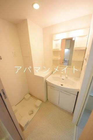 【設備】 | ヴェールシャルマン戸塚Ⅱ | 洗濯機置場です