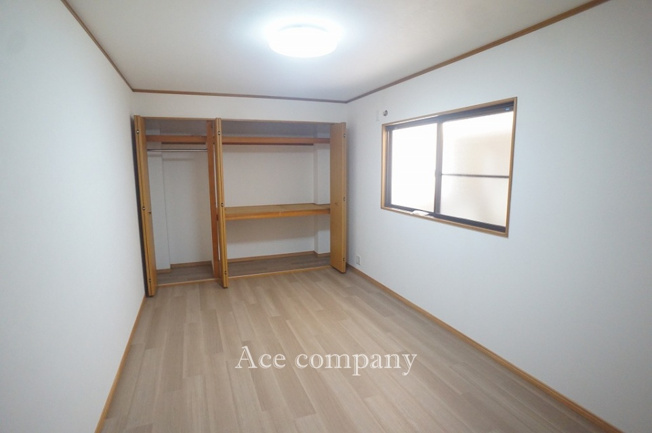 【寝室】 | 平野区流町3丁目 | 【3階：洋室6.5帖】大容量の収納完備です♪