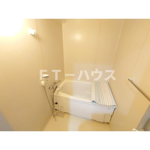 フローライト市川の浴室
