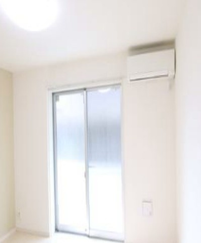 千葉市中央区登戸３丁目の賃貸マンションの居間・リビング