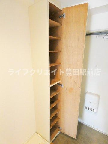 タウンフレッチェ高幡の玄関
