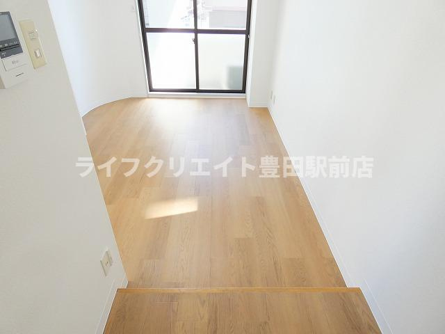 タウンフレッチェ高幡の居間・リビング