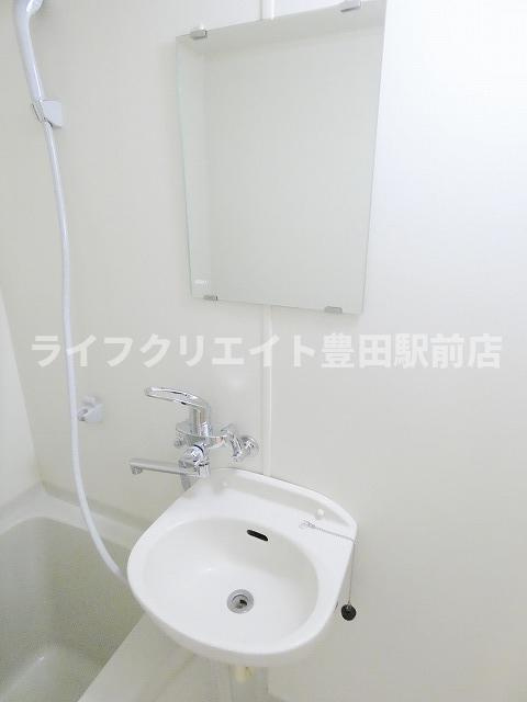 タウンフレッチェ高幡の洗面所