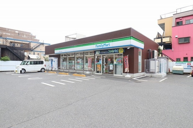  | Maison Amie A | ファミリーマート新松戸六丁目店（７７７ｍ）