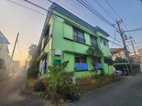 国分寺市東元町２丁目のアパートの外観