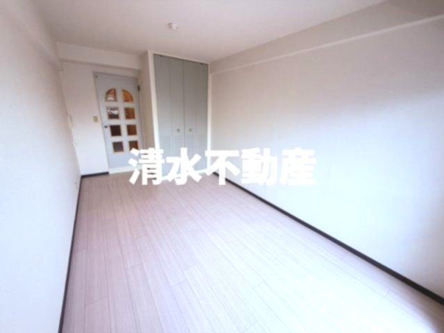 豊玉北3丁目賃貸マンションの居間・リビング|画像は別部屋の参考写真となります。