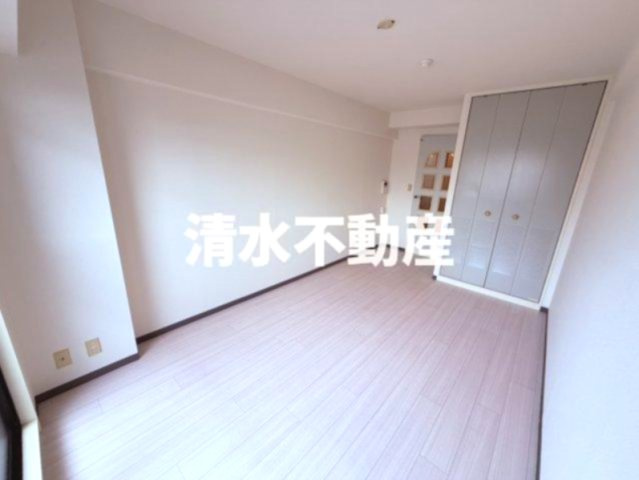 豊玉北3丁目賃貸マンションの居間・リビング|画像は別部屋の参考写真となります。