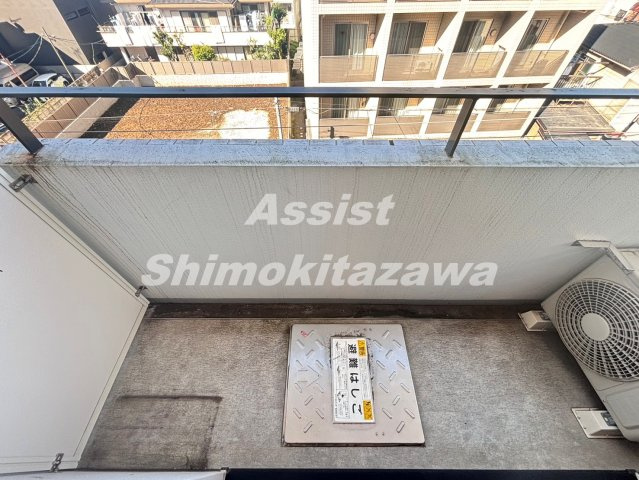 ＧｒａｎＤｕｏ　Ｓｈｉｍｏｋｉｔａｚａｗａ　ＶＩＩのバルコニー