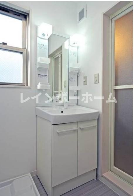 レオ参拾七番館の洗面所