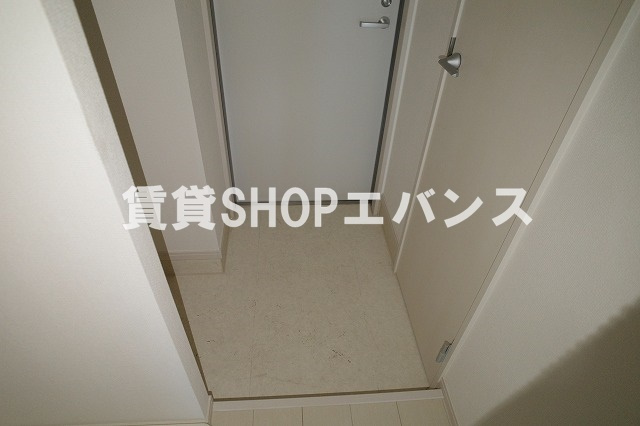 【玄関】 | リブリ・MORE 1st