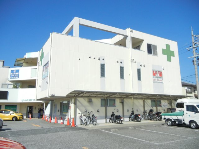 宝塚すみれメディカルビルの外観