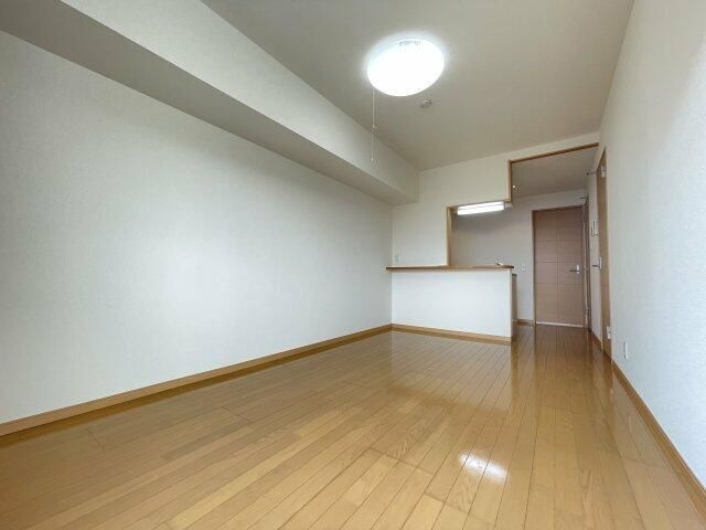 イーストフォレストの居間・リビング