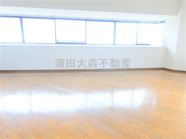 タートル仲六郷の居間・リビング