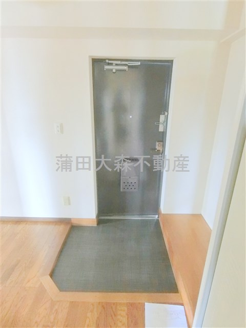 タートル仲六郷の玄関