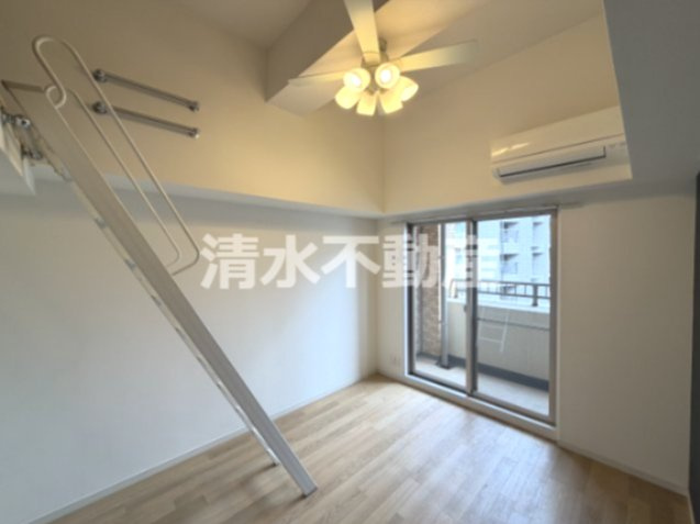 練馬駅徒歩3分マンションの居間・リビング|画像は別部屋の参考写真となります