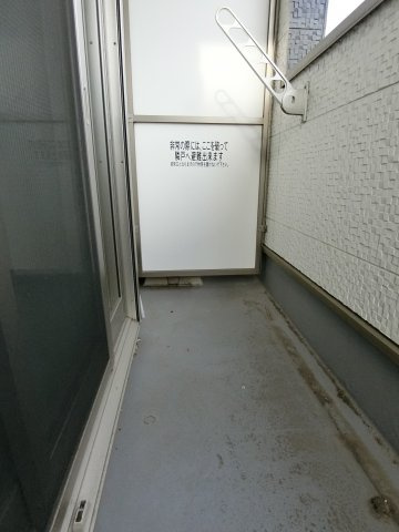 【バルコニー】 | Y's　Court