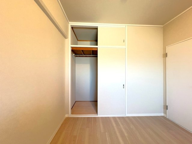 ◆リフォーム済み◆７階建て最上階の南向き◆京都芸術花火鑑賞可能◆京都桃山プラザの収納|収納スペース