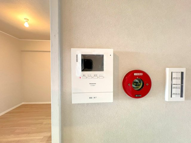 ◆リフォーム済み◆７階建て最上階の南向き◆京都芸術花火鑑賞可能◆京都桃山プラザのセキュリティ|ＴＶモニター付きインターホン