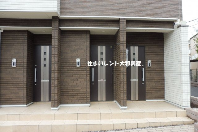 ラプラシード町田のエントランス