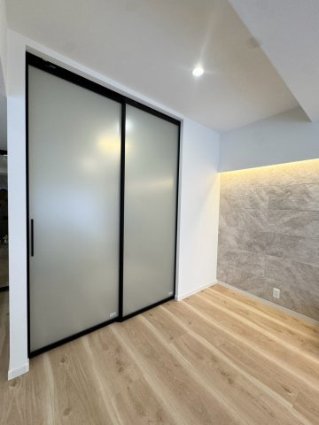 ーアルファシティ社ノ木ー3LDKー中古マンション　【門司区　中古マンション】の洋室|洋室のドアはリクシルのラフィス♪【門司区　中古マンション】