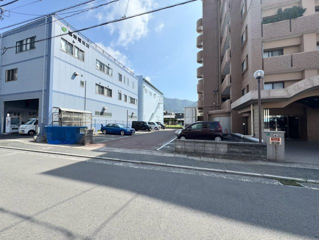 ーアルファシティ社ノ木ー3LDKー中古マンション　【門司区　中古マンション】の駐車場|駐車スペースは敷地内に2台可能♪【門司区　中古マンション】