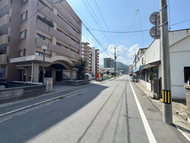 ーアルファシティ社ノ木ー3LDKー中古マンション　【門司区　中古マンション】の周辺|幼稚園、小学校徒歩４分なので小さなお子様のいるご家庭も安心です【門司区　中古マンション】