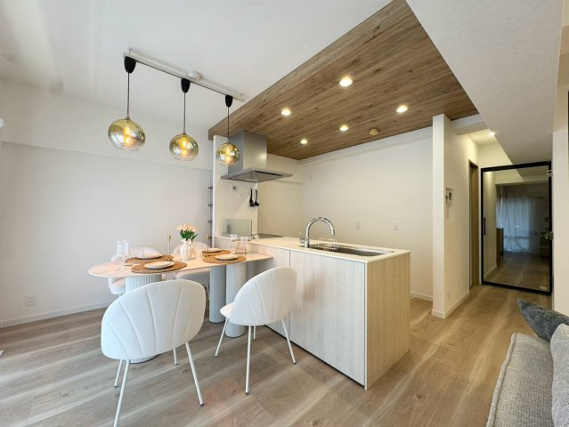 ーアルファシティ社ノ木ー3LDKー中古マンション　【門司区　中古マンション】の居間・リビング|リフォーム会社がこだわったフルリノベーション物件★【門司区　中古マンション】