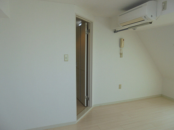 神戸市東灘区住吉南町５丁目の賃貸マンションの居間・リビング