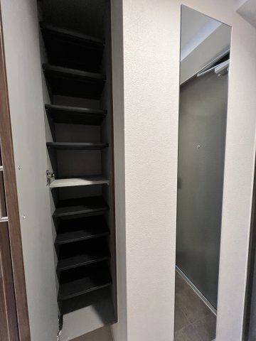 GRAN PASEO 中野新井薬師前の玄関|きれいな玄関です