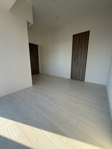 【洋室】 | スプランディッド本町グラン