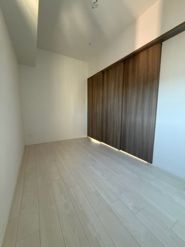 【洋室】 | スプランディッド本町グラン