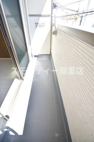 フジパレス中加賀屋Ⅵ番館のバルコニー
