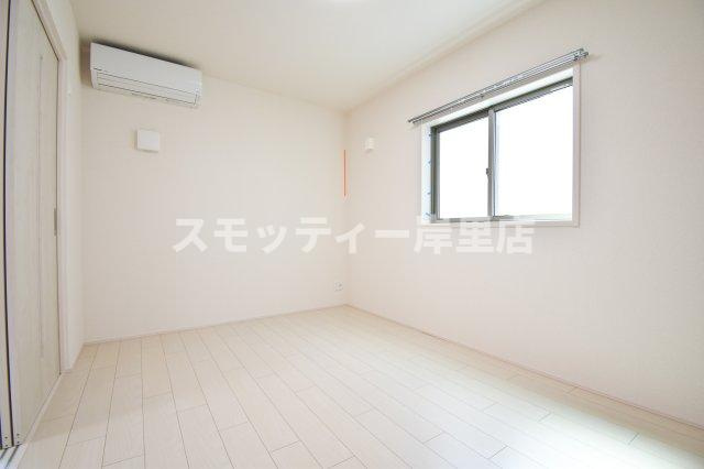 フジパレス中加賀屋Ⅵ番館の洋室