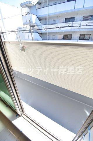 フジパレス中加賀屋Ⅵ番館のバルコニー