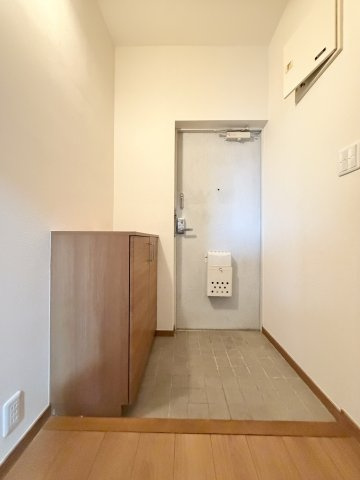 アミング潮江の玄関