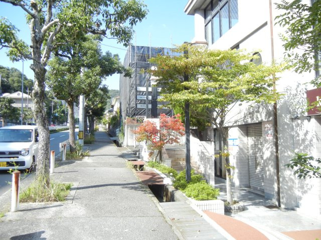 メリーヒル中山五月台の周辺