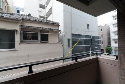 アルエット台東のバルコニー