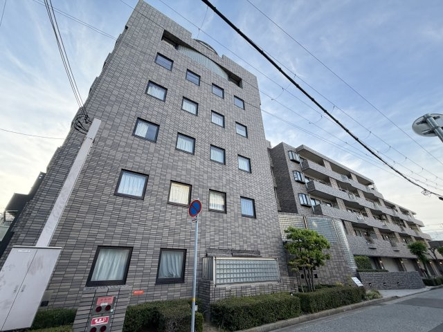 福々邸一番館の外観