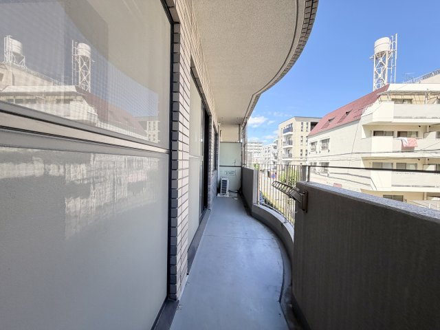 福々邸一番館のバルコニー