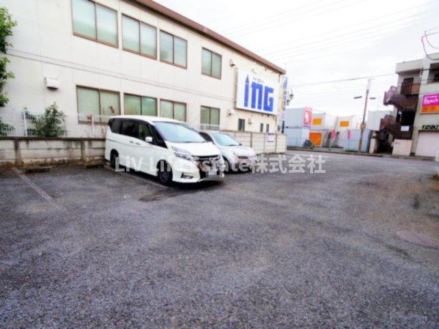 ＫＭＤビルの駐車場