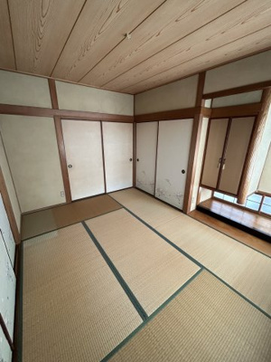 【和室】 | 安佐北区可部南五丁目　戸建 | 1階　6帖和室
続き和室