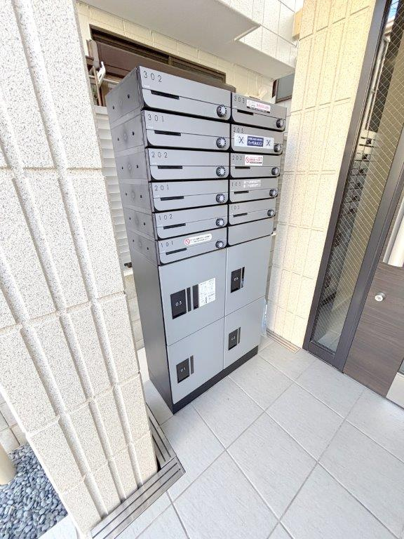 コンフォートハウスのその他共用部分|宅配ＢＯＸあり